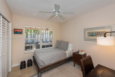 Villa ou maison à vendre à Key Biscayne, Floride: 5 chambres, 306.3 m2 № 2059856 - photo 18