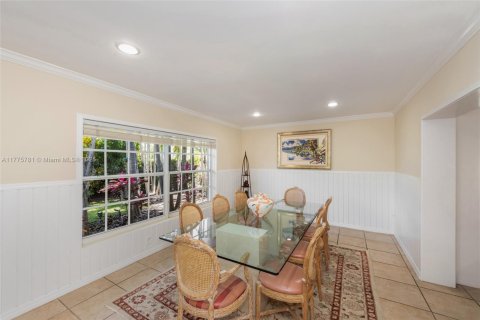 Villa ou maison à vendre à Key Biscayne, Floride: 5 chambres, 306.3 m2 № 2059856 - photo 6