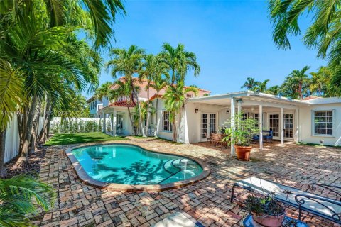 Villa ou maison à vendre à Key Biscayne, Floride: 5 chambres, 306.3 m2 № 2059856 - photo 2