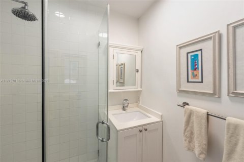 Villa ou maison à vendre à Key Biscayne, Floride: 5 chambres, 306.3 m2 № 2059856 - photo 17