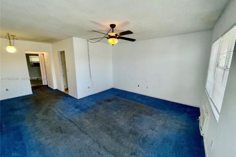 Condominio en venta en Fort Lauderdale, Florida, 1 dormitorio, 55.74 m2 № 2090394 - foto 7