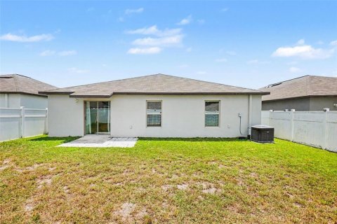House in Wimauma, Florida 4 bedrooms, 168.8 sq.m. № 2120768 - photo 15
