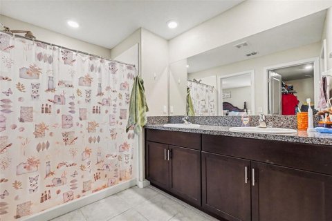 House in Wimauma, Florida 4 bedrooms, 168.8 sq.m. № 2120768 - photo 10