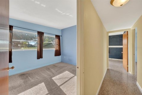 Casa en venta en Eustis, Florida, 4 dormitorios, 278.52 m2 № 2214008 - foto 7
