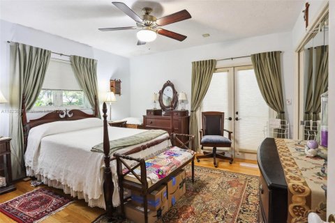 Villa ou maison à vendre à Pinecrest, Floride: 4 chambres, 349.31 m2 № 1788637 - photo 17