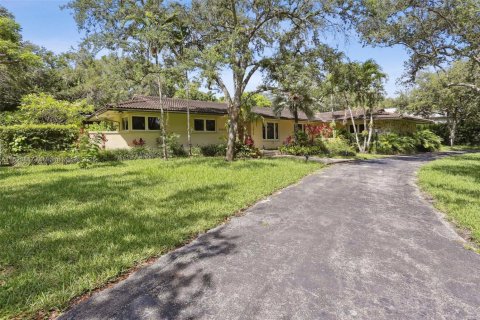 Villa ou maison à vendre à Pinecrest, Floride: 4 chambres, 349.31 m2 № 1788637 - photo 5