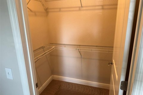 Снять в аренду квартиру в Таварес, Флорида 4 комнаты, 108.42м2, № 2097523 - фото 11