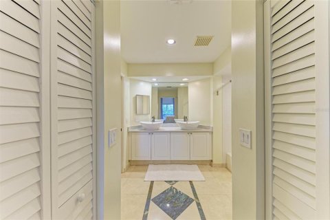 Condo in Bradenton, Florida, 3 bedrooms  № 1848531 - photo 28