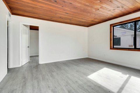 Apartamento en alquiler en St. Lucie, Florida, 1 dormitorio, 53.51 m2 № 2087914 - foto 2