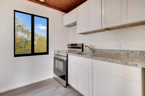Apartamento en alquiler en St. Lucie, Florida, 1 dormitorio, 53.51 m2 № 2087914 - foto 5