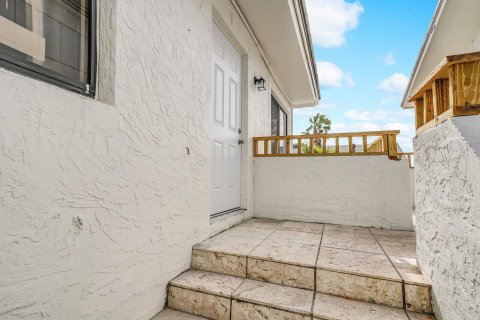 Apartamento en St. Lucie, Florida 1 dormitorio, 53.51 m2 № 2087914