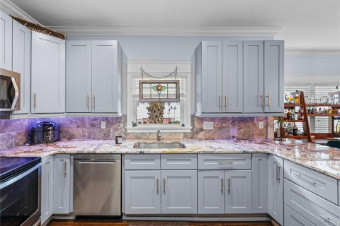 Купить виллу или дом в Лейкленд, Флорида 5 комнат, 139.63м2, № 1625142 - фото 21