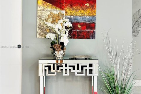 Condominio en venta en Sunny Isles Beach, Florida, 2 dormitorios, 92.9 m2 № 1961251 - foto 26