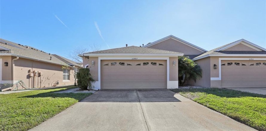 House in Wesley Chapel, Florida 2 bedrooms, 144.09 sq.m. № 1716584