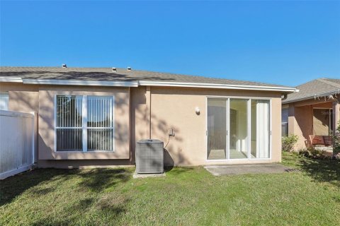 House in Wesley Chapel, Florida 2 bedrooms, 144.09 sq.m. № 1716584 - photo 30