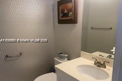 Copropriété à vendre à Sunny Isles Beach, Floride: 1 chambre, 57.6 m2 № 1786600 - photo 22