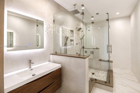Copropriété à vendre à Sunrise, Floride: 4 chambres, 241.36 m2 № 2268560 - photo 29