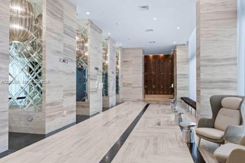 Copropriété à vendre à Sunrise, Floride: 4 chambres, 241.36 m2 № 2268560 - photo 6