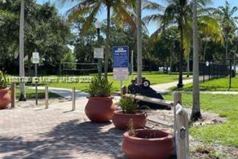 House in West Palm Beach, Florida 3 bedrooms, 167.22 sq.m. № 1924711 - photo 6