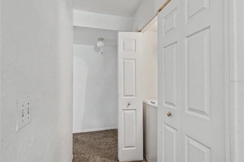 Condominio en venta en Orlando, Florida, 1 dormitorio, 79.99 m2 № 2106410 - foto 13