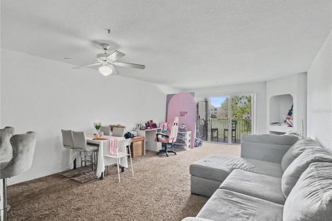 Condominio en venta en Orlando, Florida, 1 dormitorio, 79.99 m2 № 2106410 - foto 8
