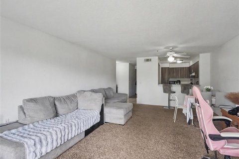Condominio en venta en Orlando, Florida, 1 dormitorio, 79.99 m2 № 2106410 - foto 10