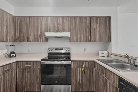 Condominio en venta en Orlando, Florida, 1 dormitorio, 79.99 m2 № 2106410 - foto 3