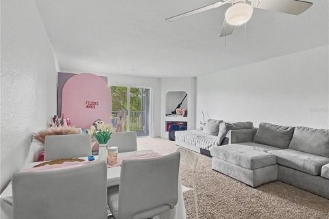 Condominio en venta en Orlando, Florida, 1 dormitorio, 79.99 m2 № 2106410 - foto 11