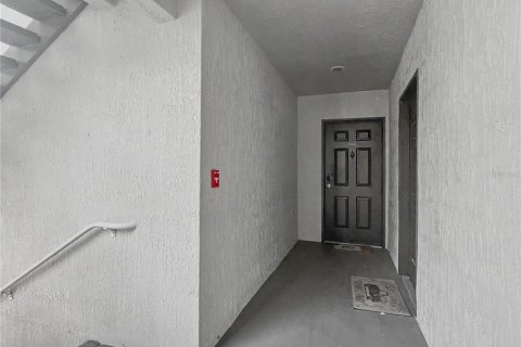 Condominio en venta en Orlando, Florida, 1 dormitorio, 79.99 m2 № 2106410 - foto 25