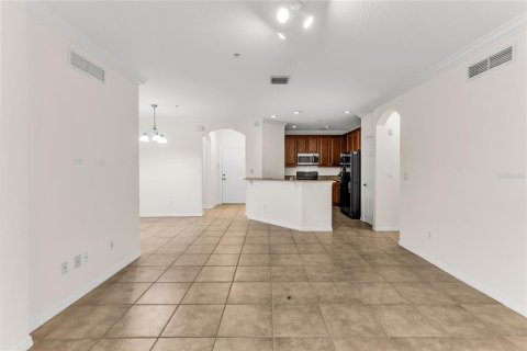 Condo in Windermere, Florida, 2 bedrooms  № 2386659 - photo 30