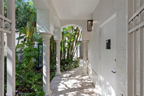 Villa ou maison à vendre à Aventura, Floride: 3 chambres, 280.75 m2 № 1938054 - photo 26