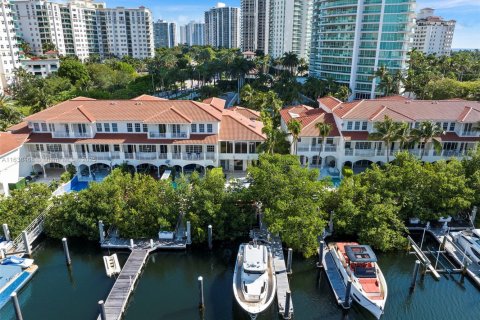 Casa en venta en Aventura, Florida, 3 dormitorios, 280.75 m2 № 1938054 - foto 9