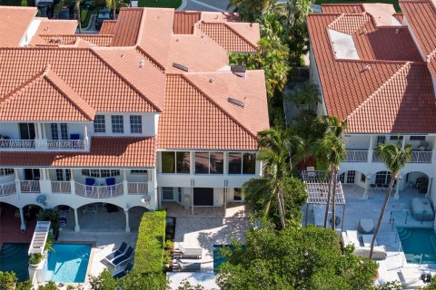 Villa ou maison à vendre à Aventura, Floride: 3 chambres, 280.75 m2 № 1938054 - photo 10