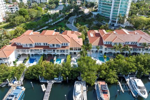 Casa en venta en Aventura, Florida, 3 dormitorios, 280.75 m2 № 1938054 - foto 11