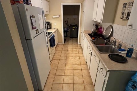Casa en venta en Tampa, Florida, 3 dormitorios, 122.45 m2 № 1737135 - foto 5
