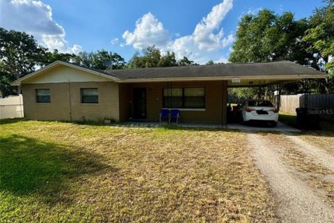 Casa en venta en Tampa, Florida, 3 dormitorios, 122.45 m2 № 1737135 - foto 1