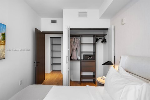 Condo in Miami, Florida, 3 bedrooms  № 1782080 - photo 20