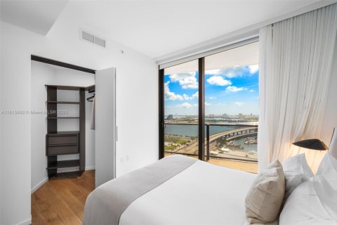 Condo in Miami, Florida, 3 bedrooms  № 1782080 - photo 12