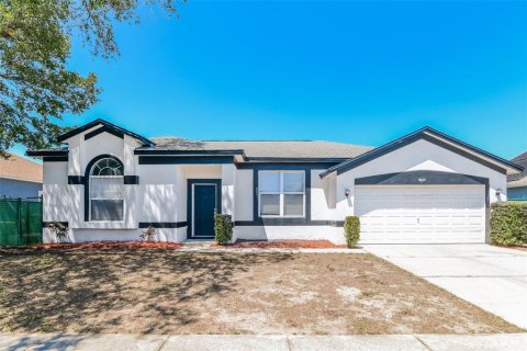 House in Kissimmee, Florida 4 bedrooms, 197.32 sq.m. № 2310013