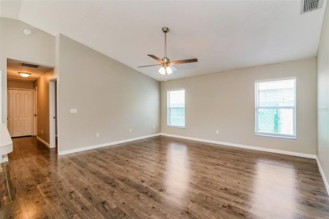 House in Kissimmee, Florida 4 bedrooms, 197.32 sq.m. № 2310013 - photo 7