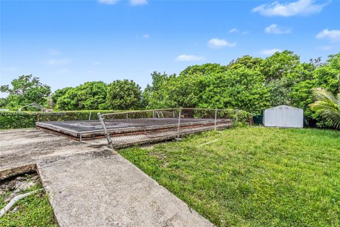 Villa ou maison à vendre à Miami, Floride: 3 chambres, 108.97 m2 № 2086583 - photo 6