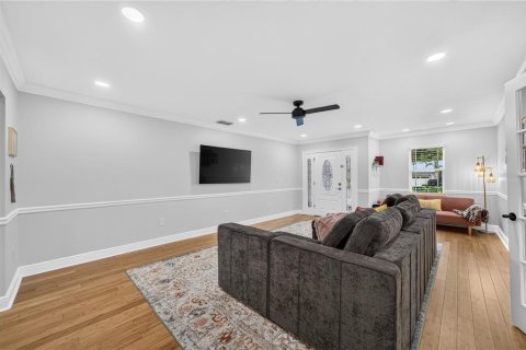 Villa ou maison à vendre à Orlando, Floride: 4 chambres, 201.23 m2 № 2221137 - photo 5