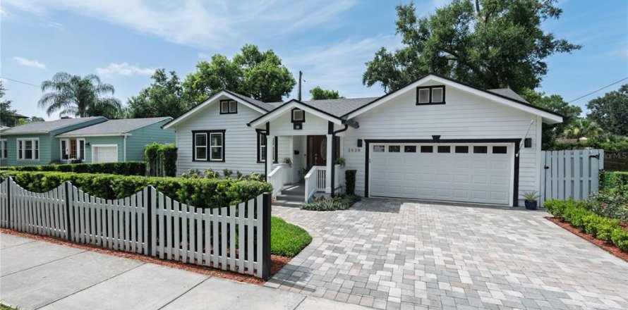 Villa ou maison à Orlando, Floride 4 chambres, 201.23 m2 № 2221137