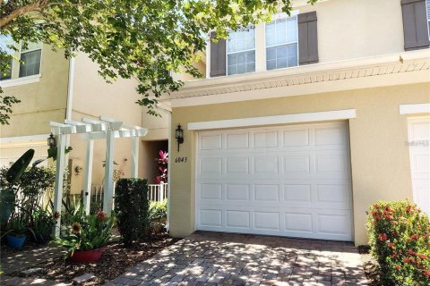 Townhouse in Orlando, Florida 3 bedrooms, 134.99 sq.m. № 2349470