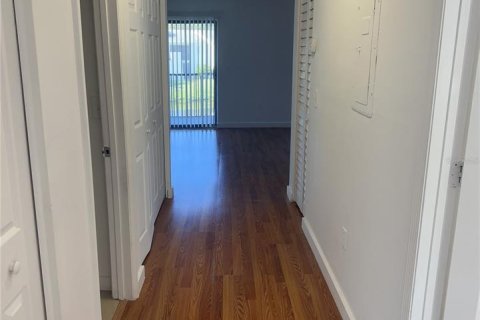 Снять в аренду квартиру в Ларго, Флорида 5 комнат, 112.41м2, № 1852541 - фото 9