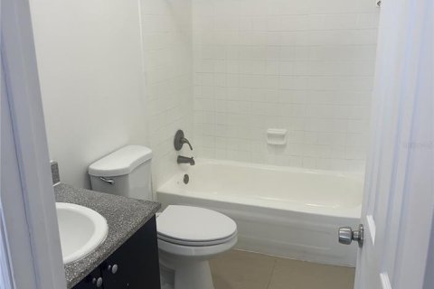 Снять в аренду квартиру в Ларго, Флорида 5 комнат, 112.41м2, № 1852541 - фото 10