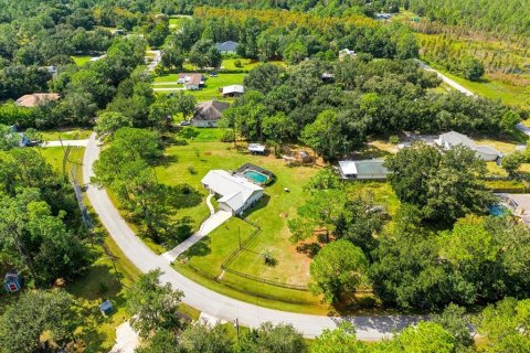 House in Wesley Chapel, Florida 3 bedrooms, 172.24 sq.m. № 2429504 - photo 5