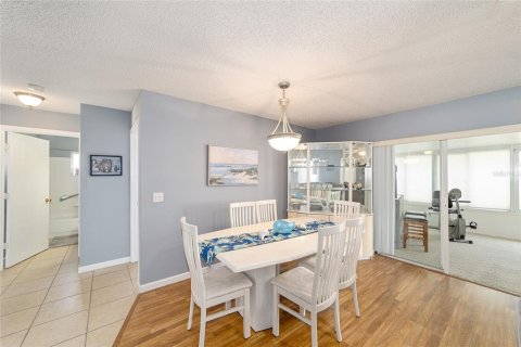 Villa ou maison à vendre à Ocala, Floride: 2 chambres, 111.58 m2 № 1608617 - photo 13