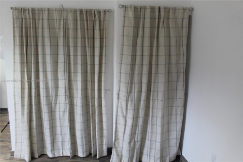 House in Homestead, Florida 2 bedrooms, 102.19 sq.m. № 1971737 - photo 18