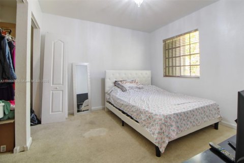 Villa ou maison à vendre à Homestead, Floride: 3 chambres, 205.41 m2 № 1928272 - photo 15